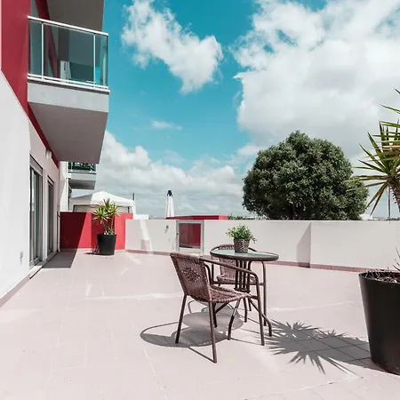 Apartment Charm Paradise Atouguia Da Baleia